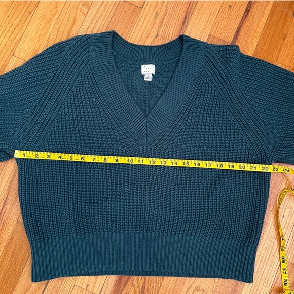 A New Day V-Neck Knit Sweater - Picture 6 of 7